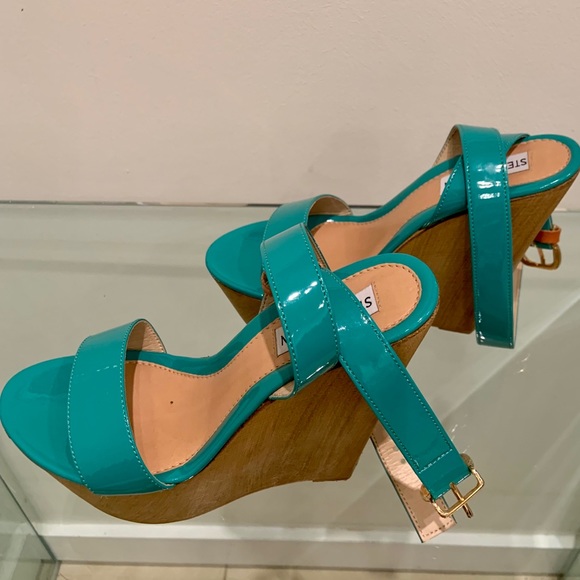 Turquoise, Steve Madden wedges! - Picture 5 of 6